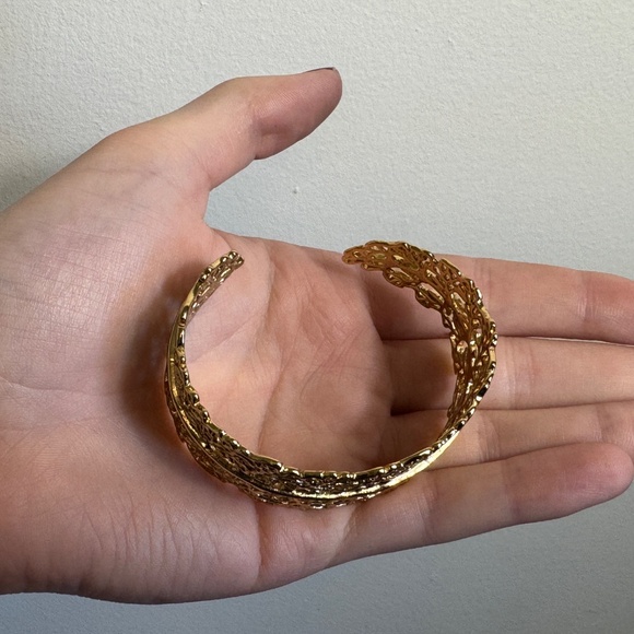 Stella & Dot Gold Cuff - Picture 5 of 5